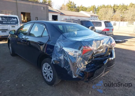 2017 Toyota Corolla Le z USA, uszkodzony, nr VIN 2T1BURHE1HC932291